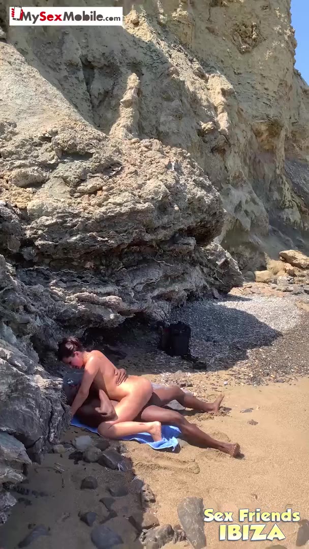 MySexMobile 20 02 15 Anna Exhib Fuck On The Beach