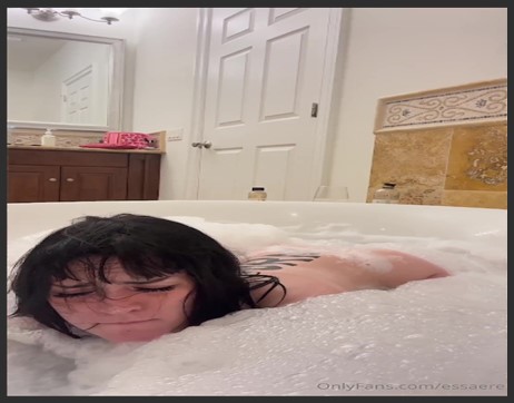 2023 Essaere Bathtub Jet Masturbation