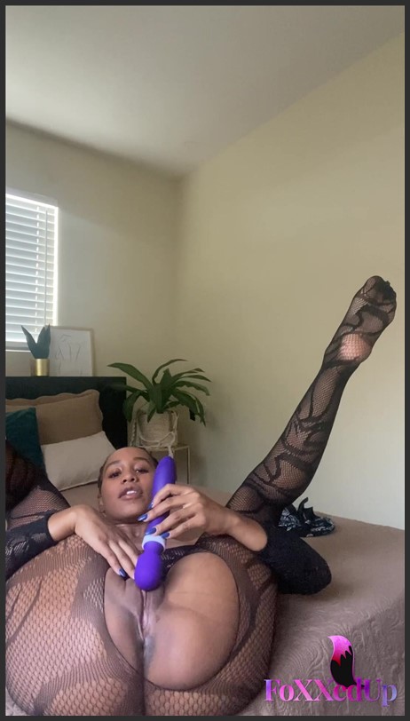 23 11 17 Laced Bodysuit Pleasures MP4 GAPFiLL