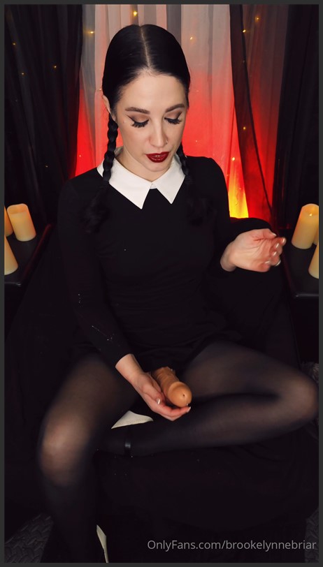 24 10 31 BrookelynneBriar Presents Coven Cum Collection JOI