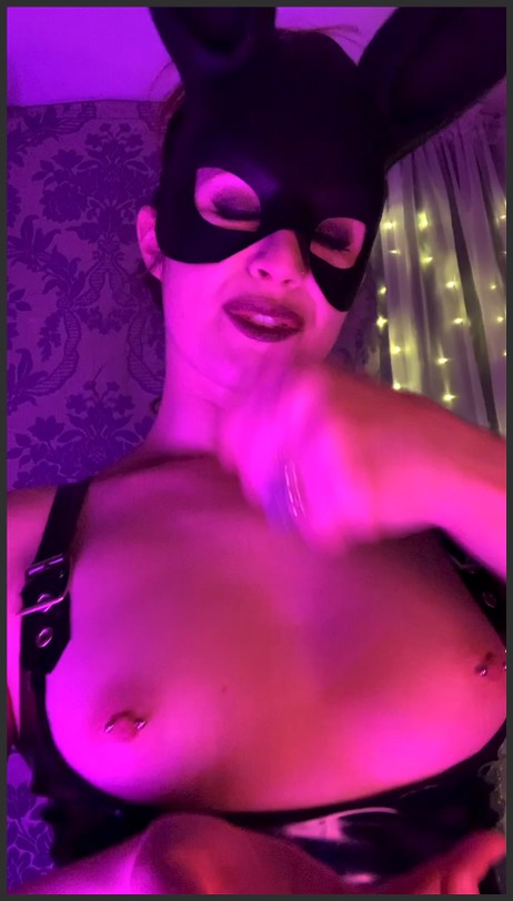 24 02 04 Latex Femdom CEI