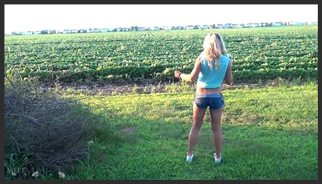 MeetMadden 19 08 21 Pickin Weeds
