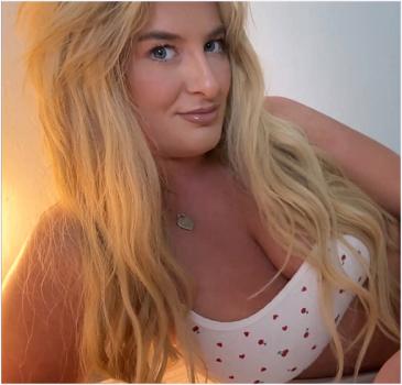FamilyTherapyXXX 2025 07 22 Sophia Isabella Late Night Talk