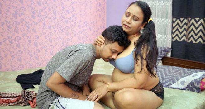 DesiBang 2025 11 10 Chubby Indian MILF Gets Nailed