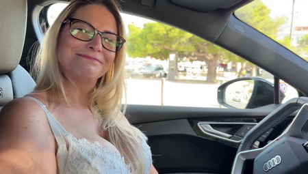 JacquieEtMichelTV 2025 11 03 Cheyenne 44 Years Old Private Tutor In Switzerland