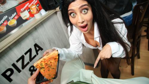 LatinaMILF 2026 01 15 Marina Maya Big Tip For The Waitress