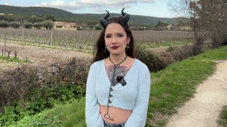 JacquieEtMichelTV Mamie Donuts 28 years old from Lille 29 01 2026