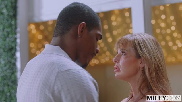 25 05 07 Jordan Maxx Married MILF Has Secret BBC Affair