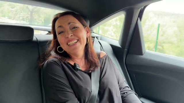 JacquieEtMichelTV 2026 03 28 Madmoiselle Jou A Mischievous Girl Who Cant Be Stopped