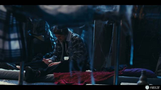 Freeze 26 02 06 Clemence Audiard And Sam Bourne Squatters Revenge