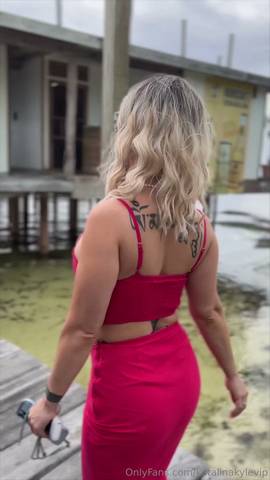 25 03 07 MrLuckyLife Katalina Kyle Blue Skies In Belize XXX VERTICAL 1080p MP4-P2P