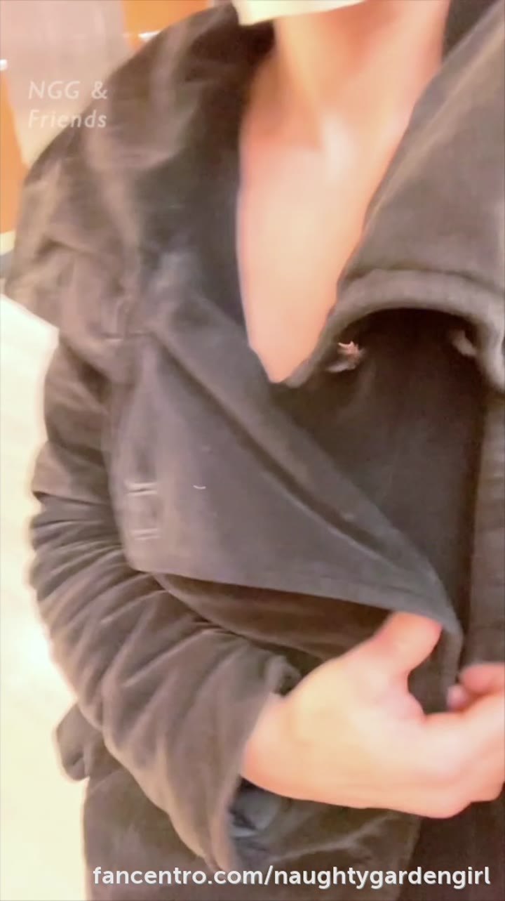 Cece Titanic Exhibitionism