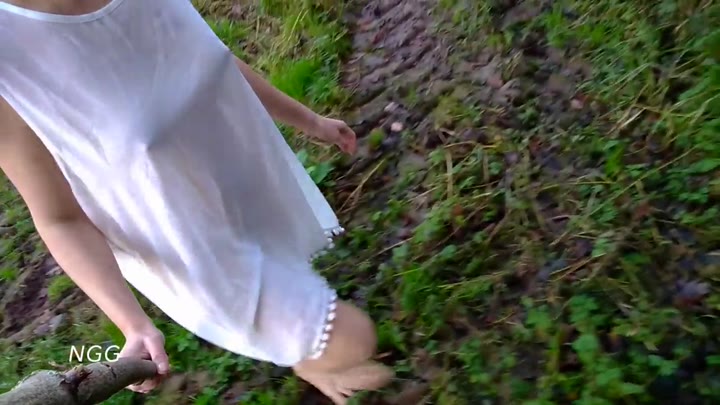 Hunting Stand Ripping Clothes Adventure