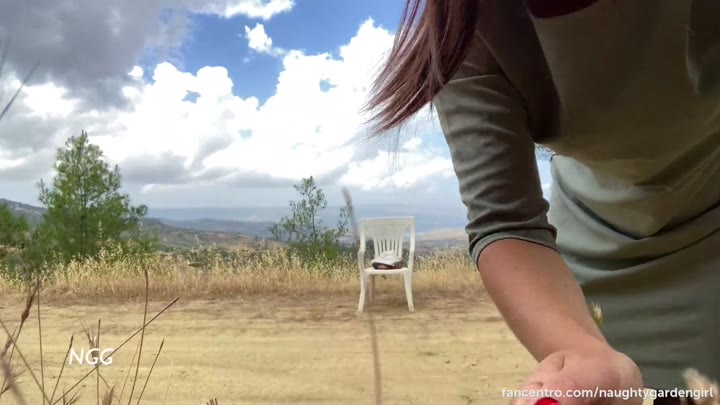 Good Vibes between my Legs