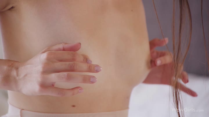 23 08 29 Sandralyd Hot Girl In Bed
