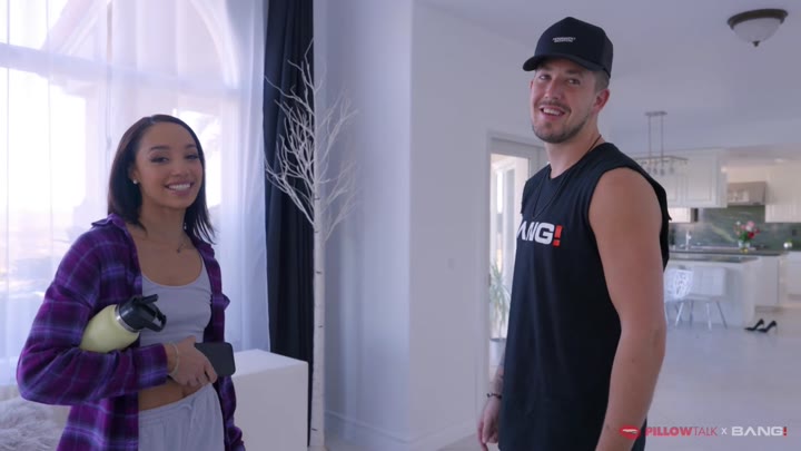 Alexis Tae Bang 2023 07 18 BTS With Alexis Tae And Podcaster Ryan Pownall