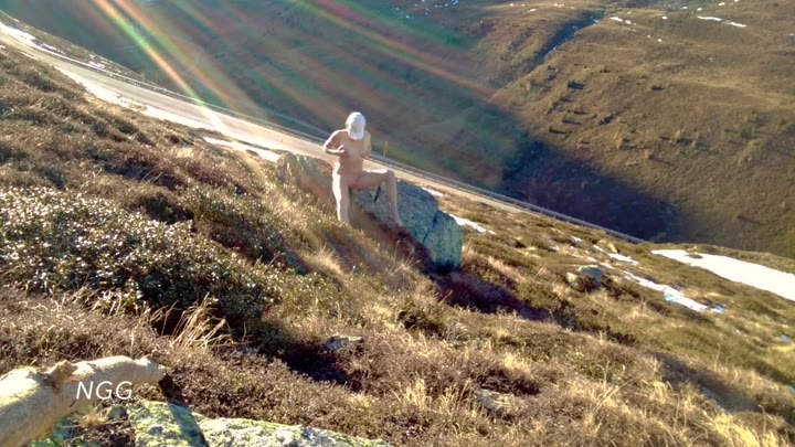 Stripping in the Mountains humping
